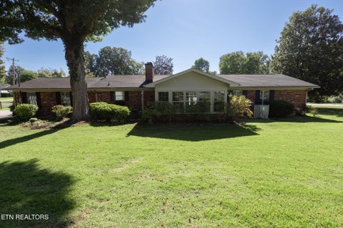 Tiny photo for 303 Greenhill Drive, Maryville, TN 37804 (MLS # 1358327)
