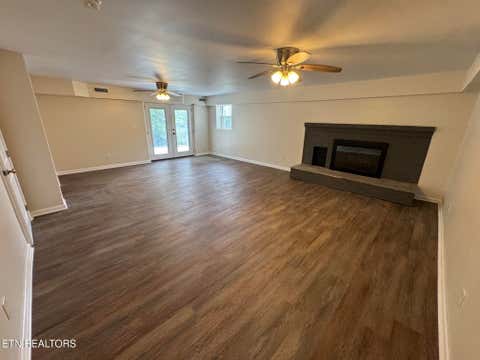 Tiny photo for 403 Hickory St, Clinton, TN 37716 (MLS # 1347942)