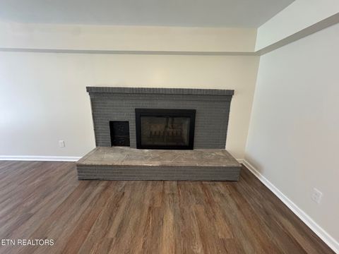 Tiny photo for 403 Hickory St, Clinton, TN 37716 (MLS # 1347942)