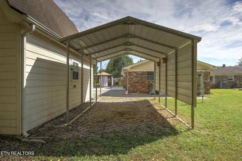 Tiny photo for 1412 Hillvale Rd, Louisville, TN 37777 (MLS # 1359419)