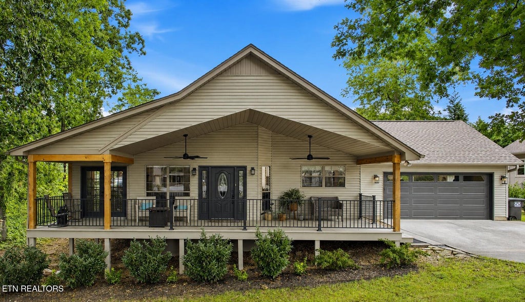 Photo of 130 Okema Lane, Loudon, TN 37774 (MLS # 1354203)