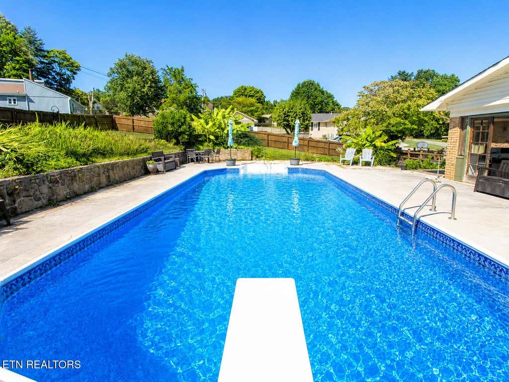 Photo of 1383 John Sevier Drive, Morristown, TN 37814 (MLS # 1350681)
