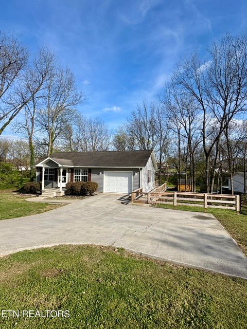 Tiny photo for 111 Oak St, Athens, TN 37303 (MLS # 1334891)