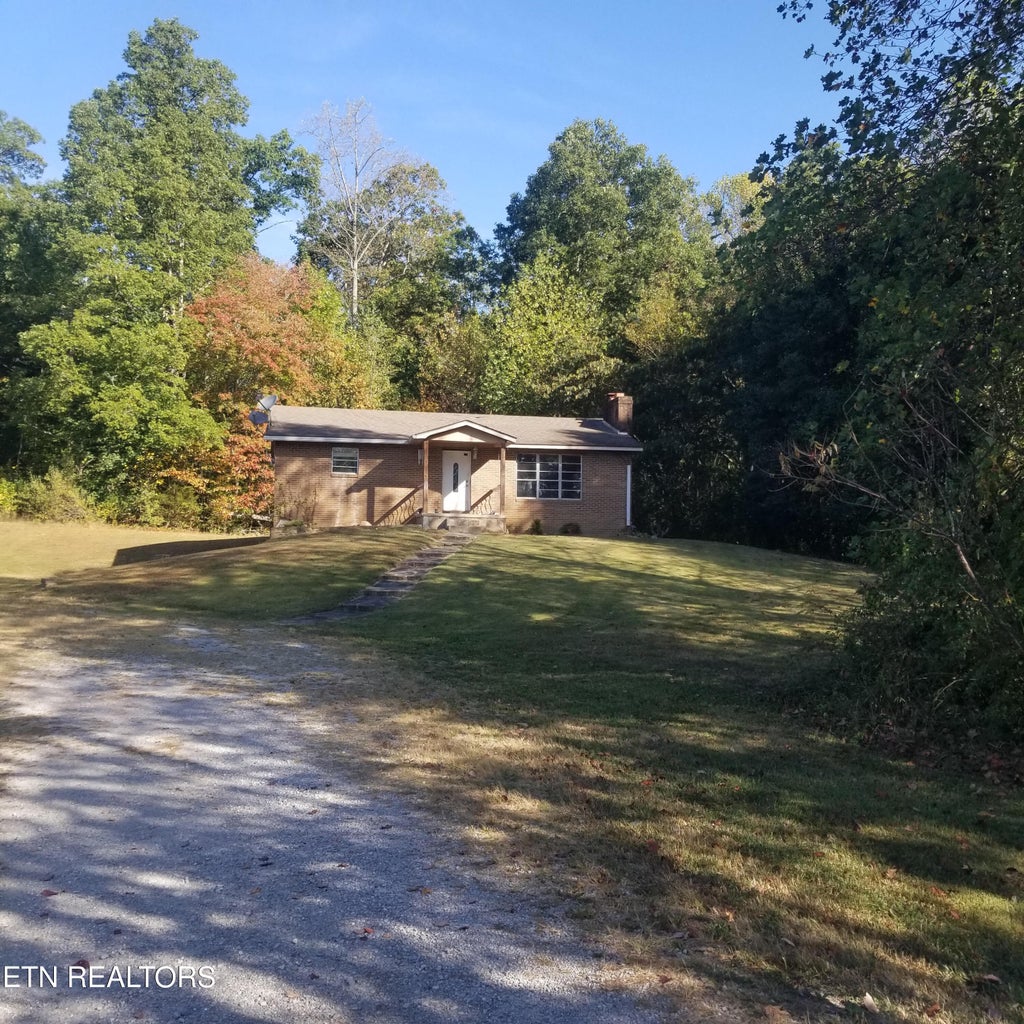Photo of 138 Ray Cross Rd, Harriman, TN 37748 (MLS # 1277003)