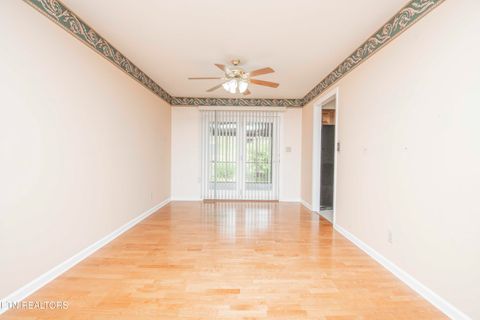 Tiny photo for 603 Riverbend Rd, Clinton, TN 37716 (MLS # 1336681)