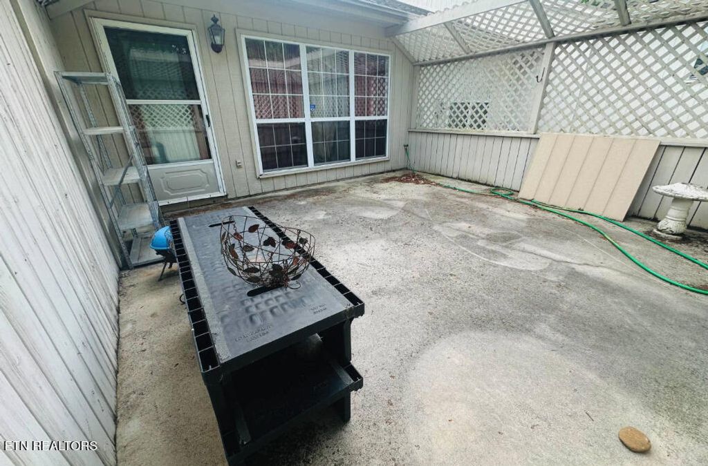 Photo of 1974 Locarno Drive, Knoxville, TN 37914 (MLS # 1335203)