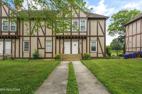 Photo of 105 Arcadia Lane #APT D, Oak Ridge, TN 37830 (MLS # 1346646)