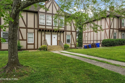 Tiny photo for 105 Arcadia Lane #APT D, Oak Ridge, TN 37830 (MLS # 1346646)