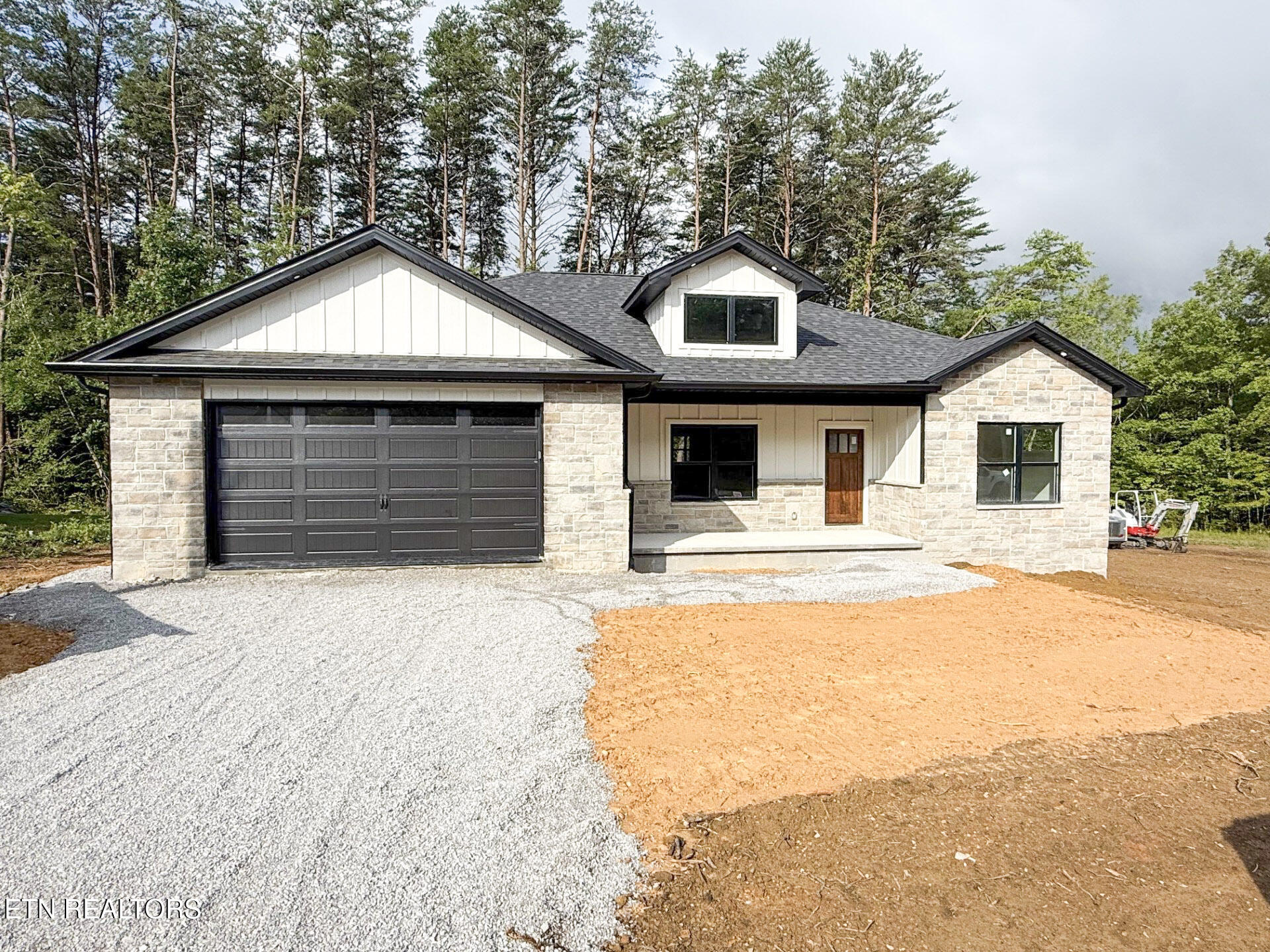 124 Hawes Circle