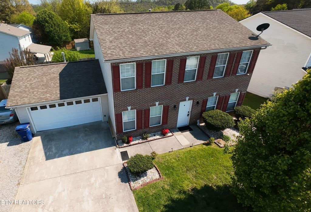 Photo of 7256 Haynesfield Lane, Knoxville, TN 37918 (MLS # 1336089)