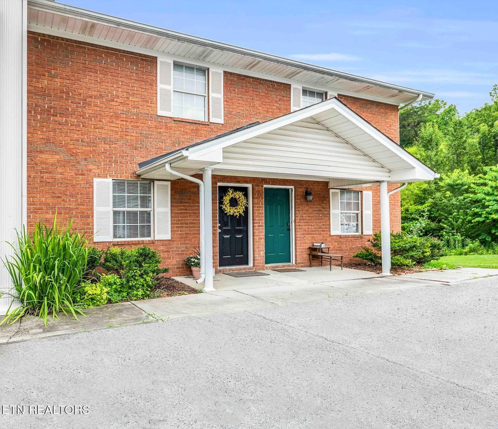 Photo of 283 Main St, Maynardville, TN 37807 (MLS # 1305074)