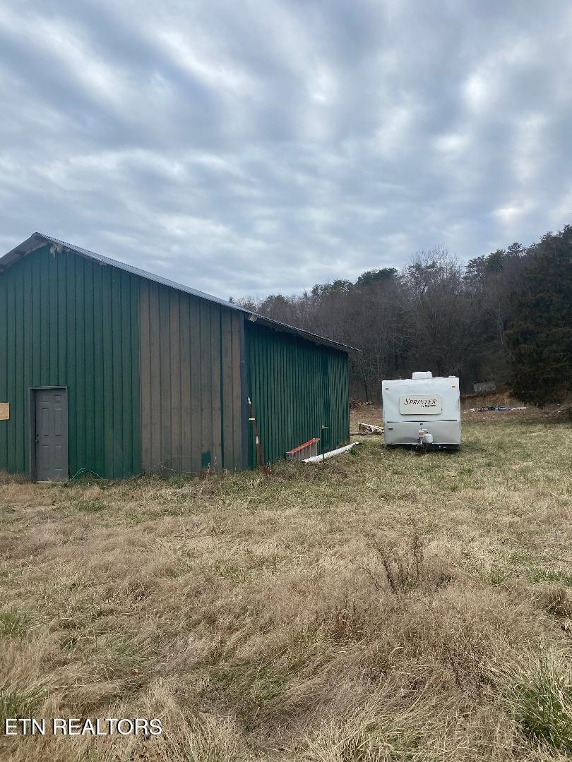 465 Livingston Rd Rd