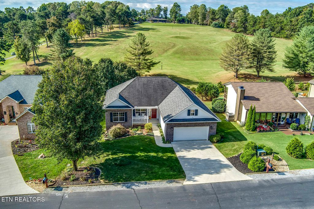 Photo of 134 Daleyuhski Way, Loudon, TN 37774 (MLS # 1318393)