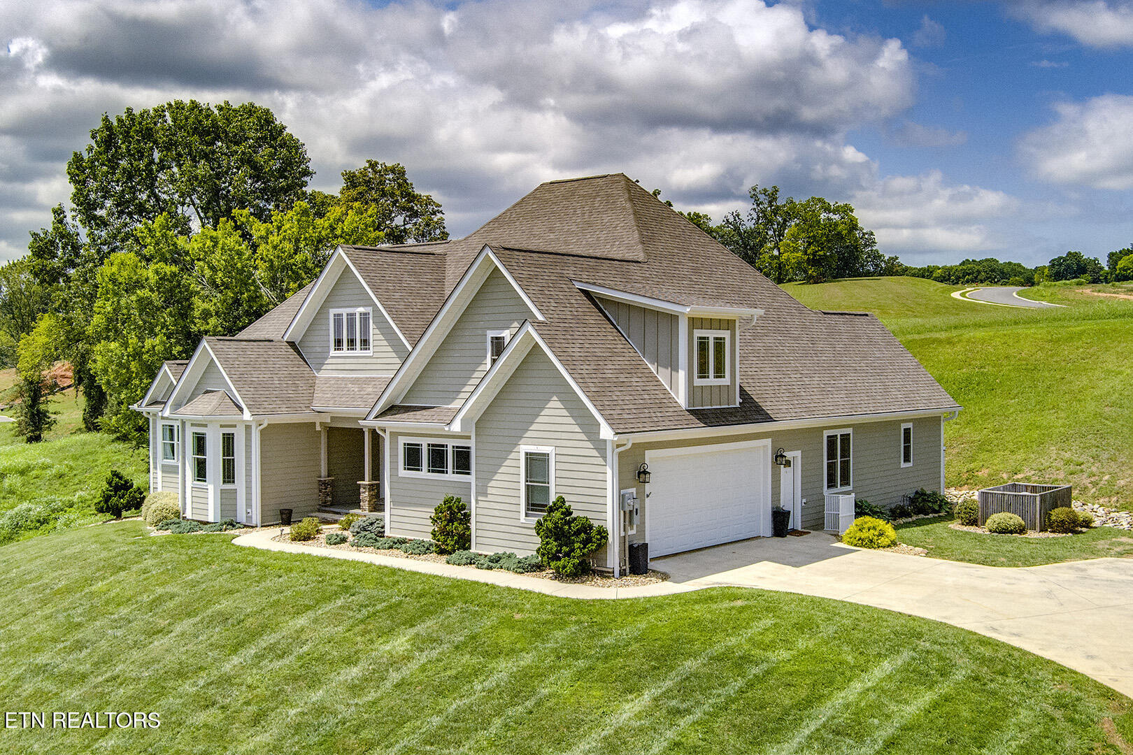 2233 Windswept Way