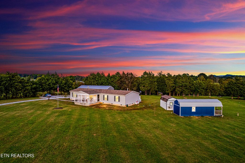 Photo of 3694 Highway 411N, Madisonville, TN 37354 (MLS # 1278471)