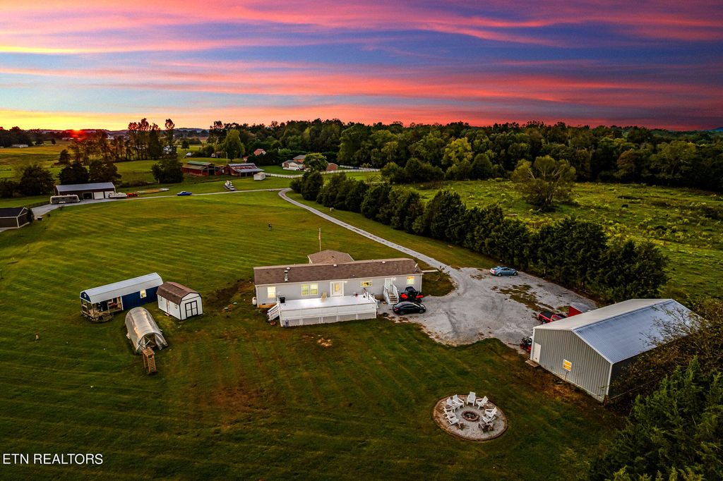 Photo of 3694 Highway 411N, Madisonville, TN 37354 (MLS # 1278471)