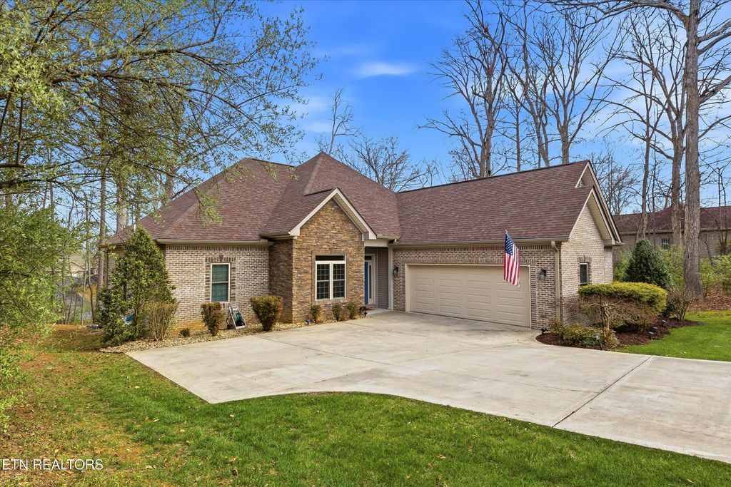 Photo of 209 Osage Lane, Loudon, TN 37774 (MLS # 1333425)
