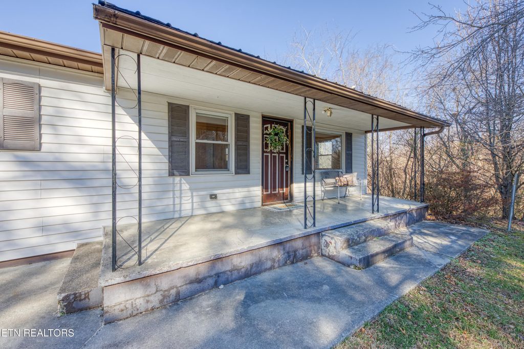 Photo of 631 Burnett Station Rd, Seymour, TN 37865 (MLS # 1325443)
