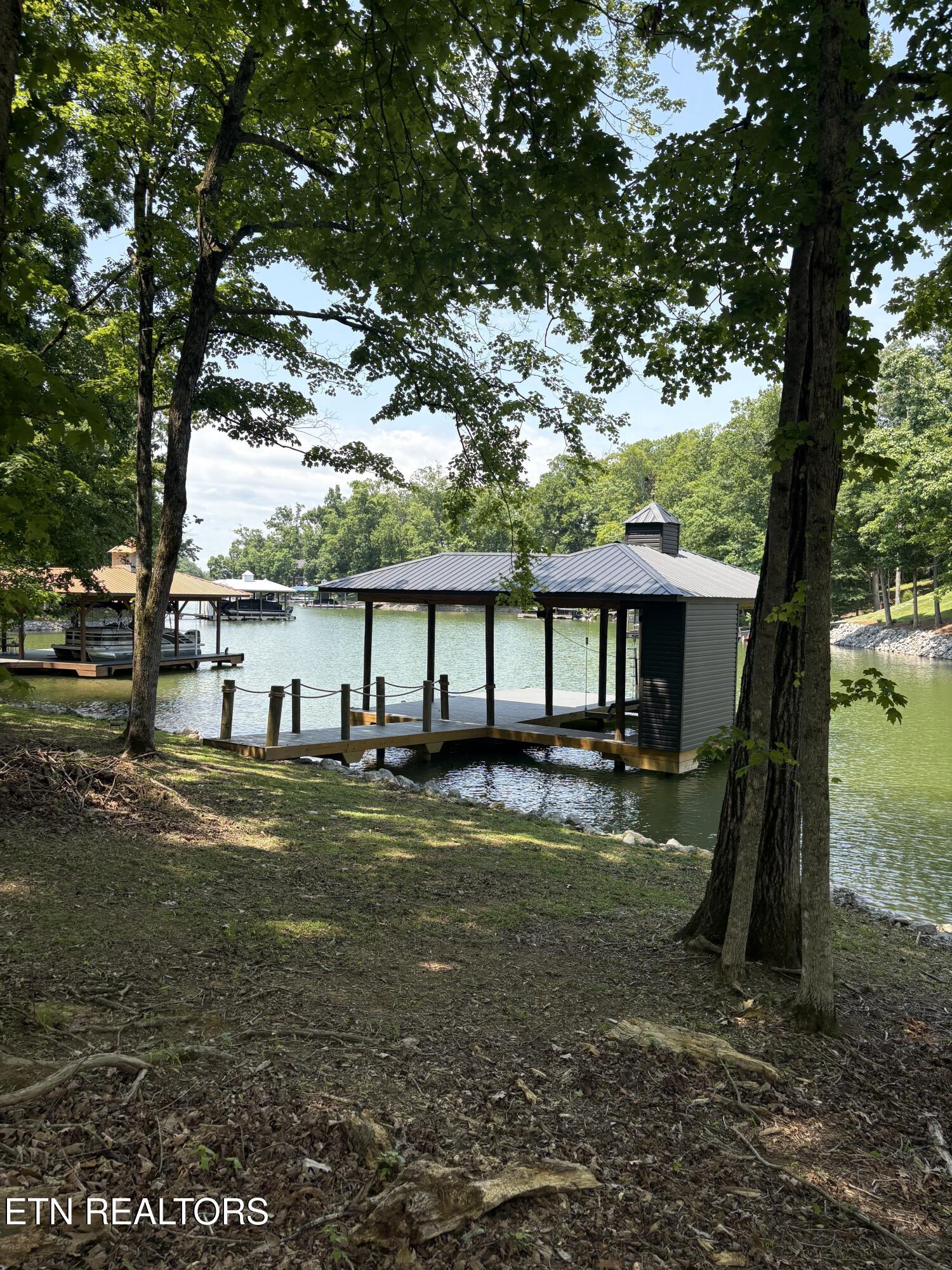 115 Cozy Cove Way