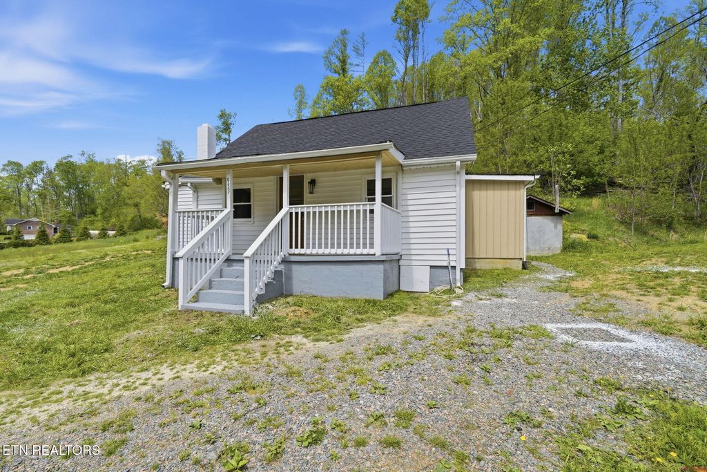 Photo of 933 Hubert Taylor Rd, Mountain City, TN 37683 (MLS # 1340828)