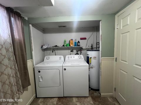 Tiny photo for 216 Mimosa Ave, Rockwood, TN 37854 (MLS # 1330330)