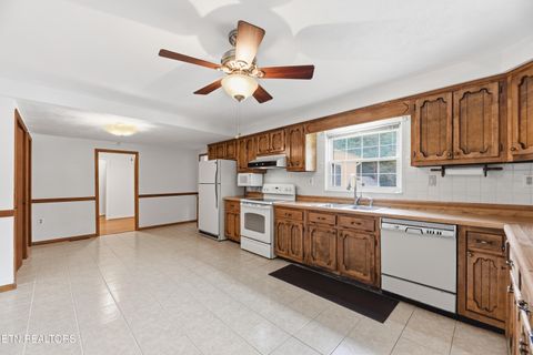 Tiny photo for 505 Ridgeview Drive, Clinton, TN 37716 (MLS # 1342482)