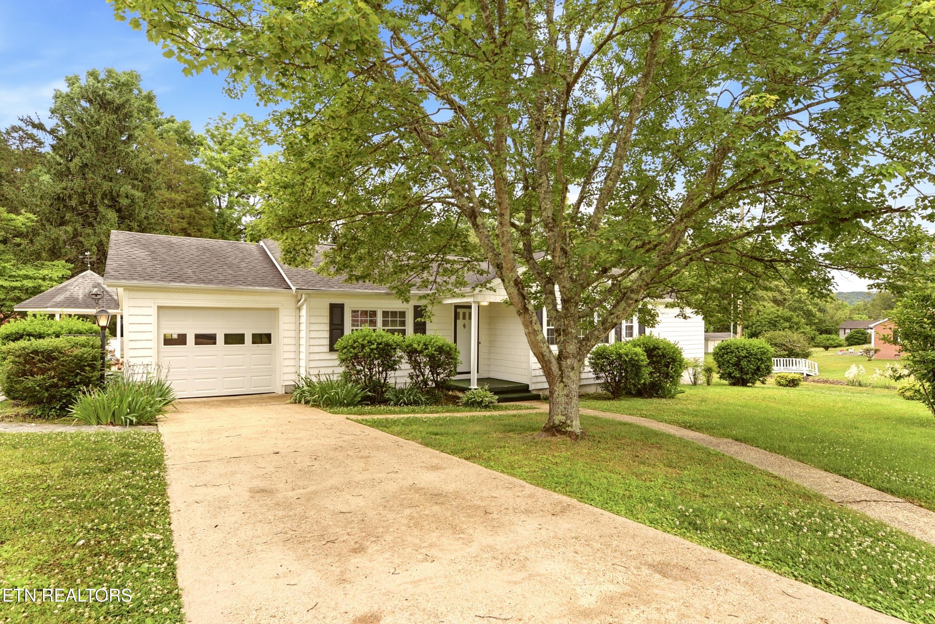 505 Ridgeview Drive