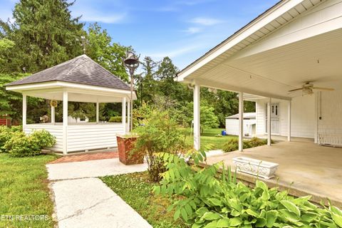 Tiny photo for 505 Ridgeview Drive, Clinton, TN 37716 (MLS # 1342482)