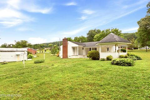 Tiny photo for 505 Ridgeview Drive, Clinton, TN 37716 (MLS # 1342482)