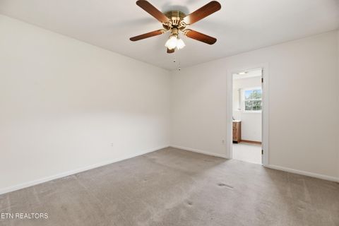 Tiny photo for 505 Ridgeview Drive, Clinton, TN 37716 (MLS # 1342482)