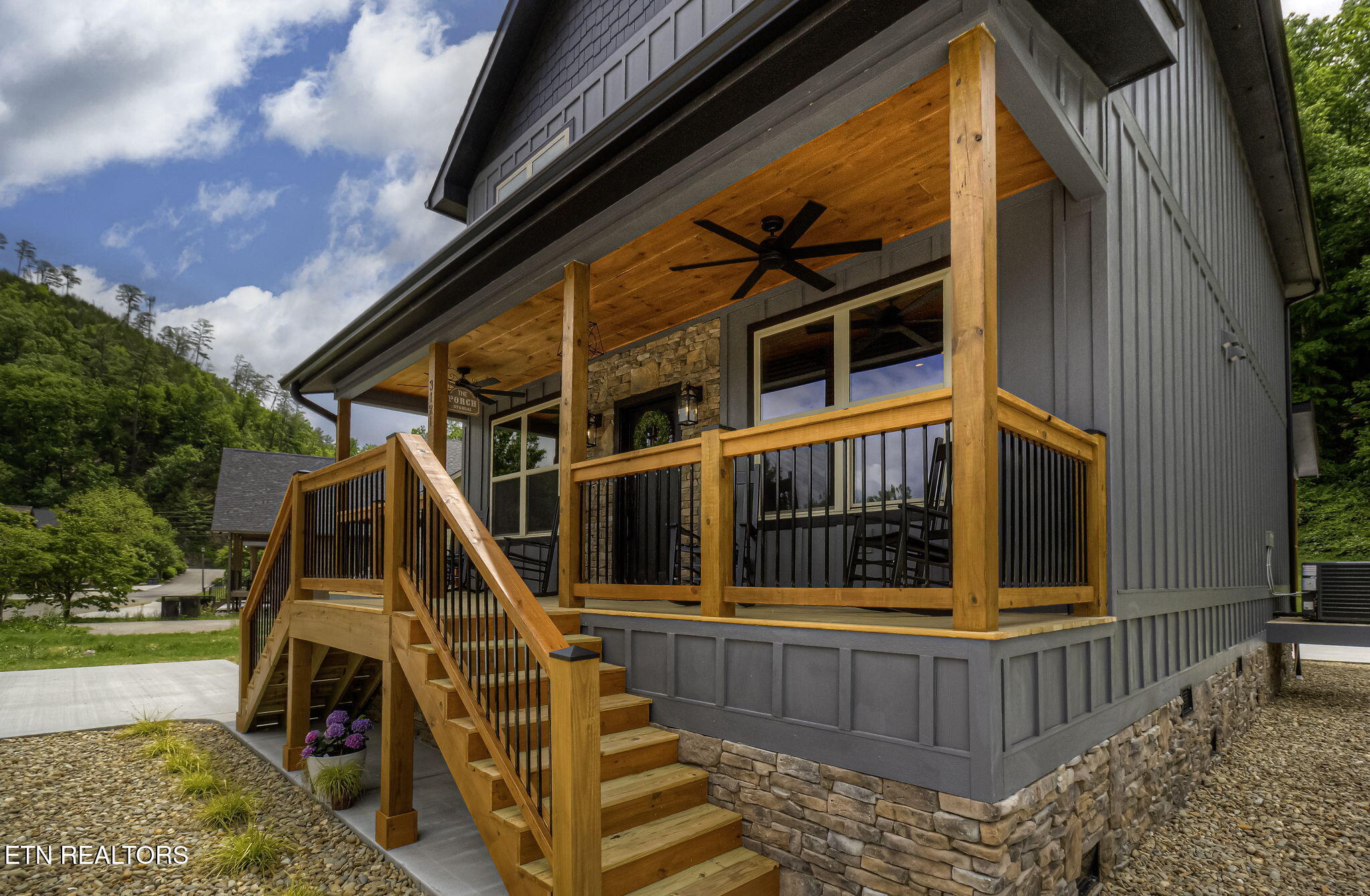3121 Cherokee Valley Drive
