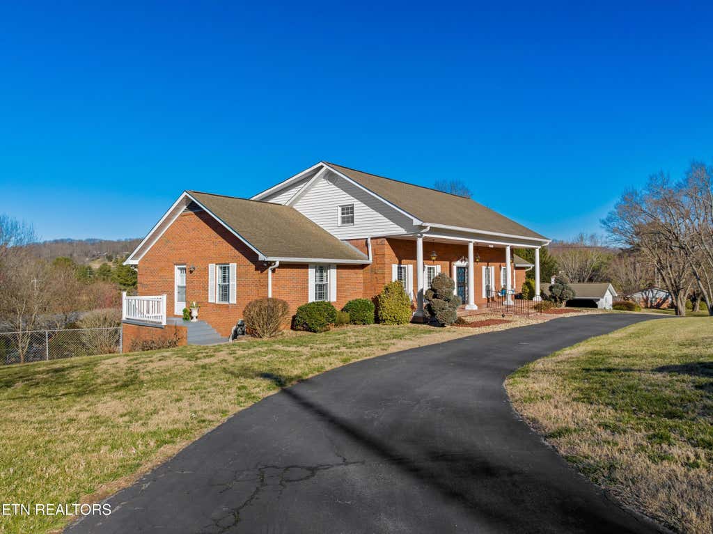 Photo of 941 Heykoop Drive Dr, Morristown, TN 37814 (MLS # 1312970)