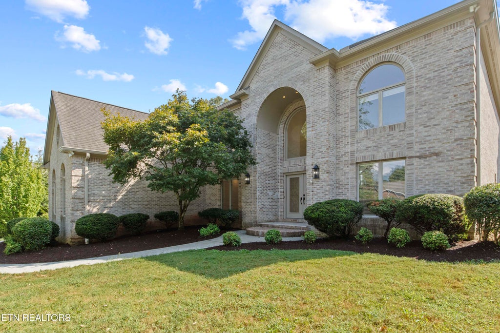 Photo of 1613 Bingham Drive, Knoxville, TN 37922 (MLS # 1354639)