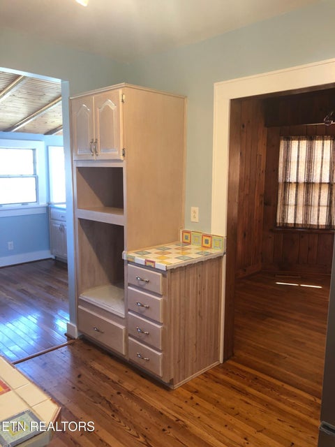 Tiny photo for 611 Phillips Ave, Knoxville, TN 37920 (MLS # 1356190)