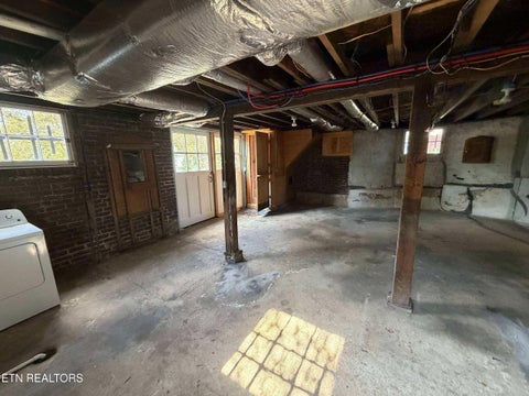 Tiny photo for 611 Phillips Ave, Knoxville, TN 37920 (MLS # 1356190)