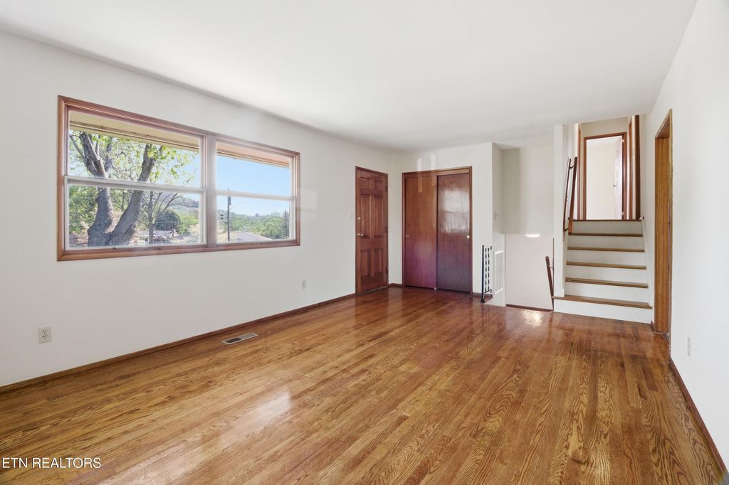 Photo of 3216 Lineback Rd, Knoxville, TN 37921 (MLS # 1337125)