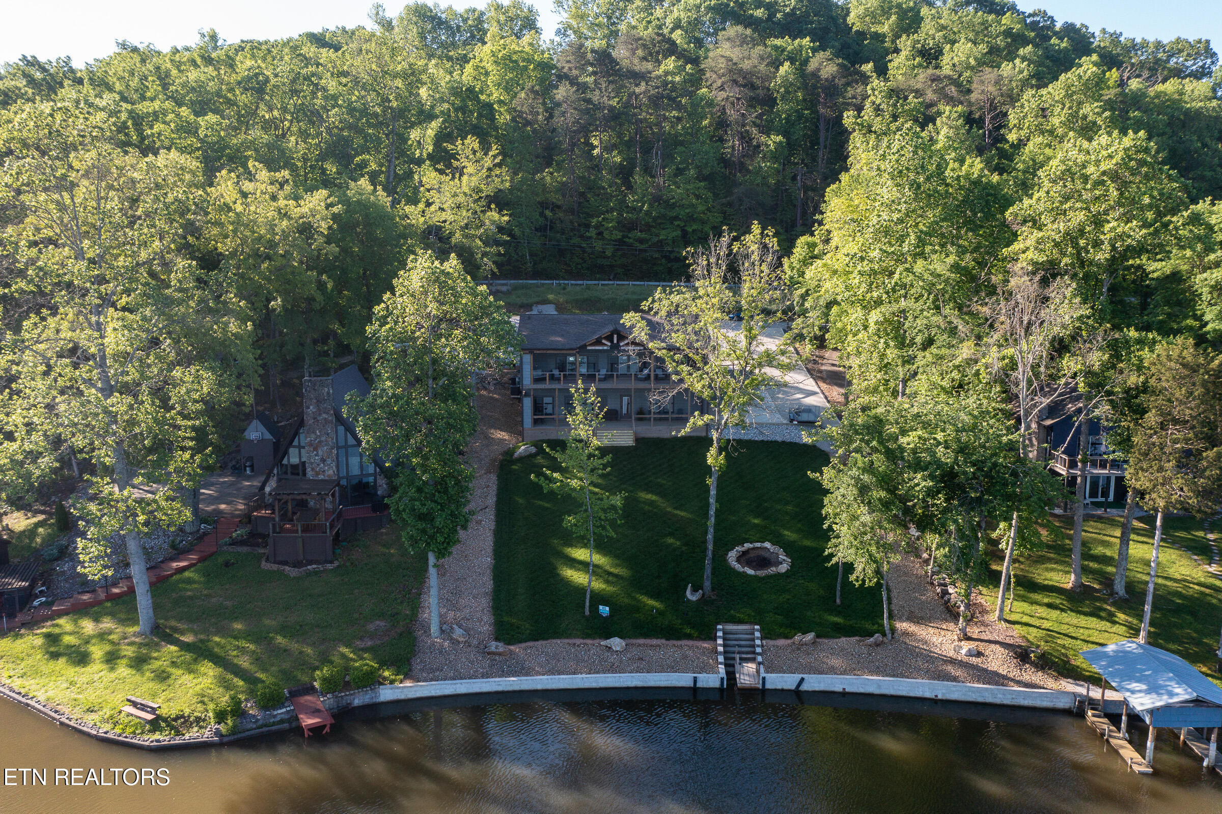 4290 River Rd