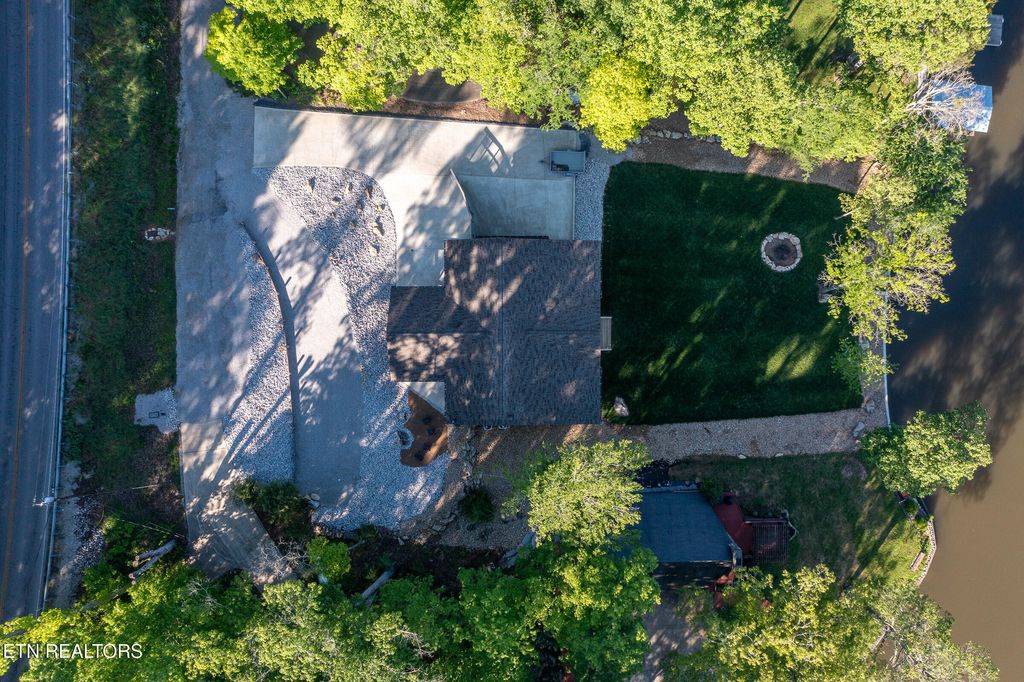 Photo of 4290 River Rd, Ten Mile, TN 37880 (MLS # 1299680)