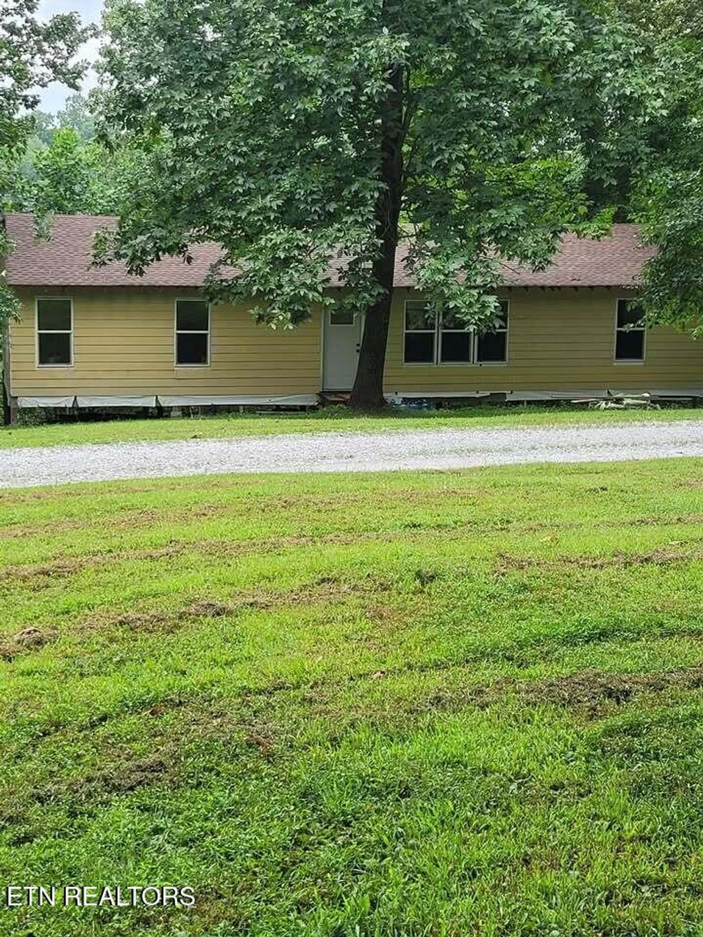 Photo of 465 Sunset Ridge (Tract 1) Lane, Hilham, TN 38568 (MLS # 1339520)