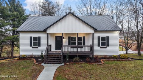 136 Log Lane Jacksboro TN 37757