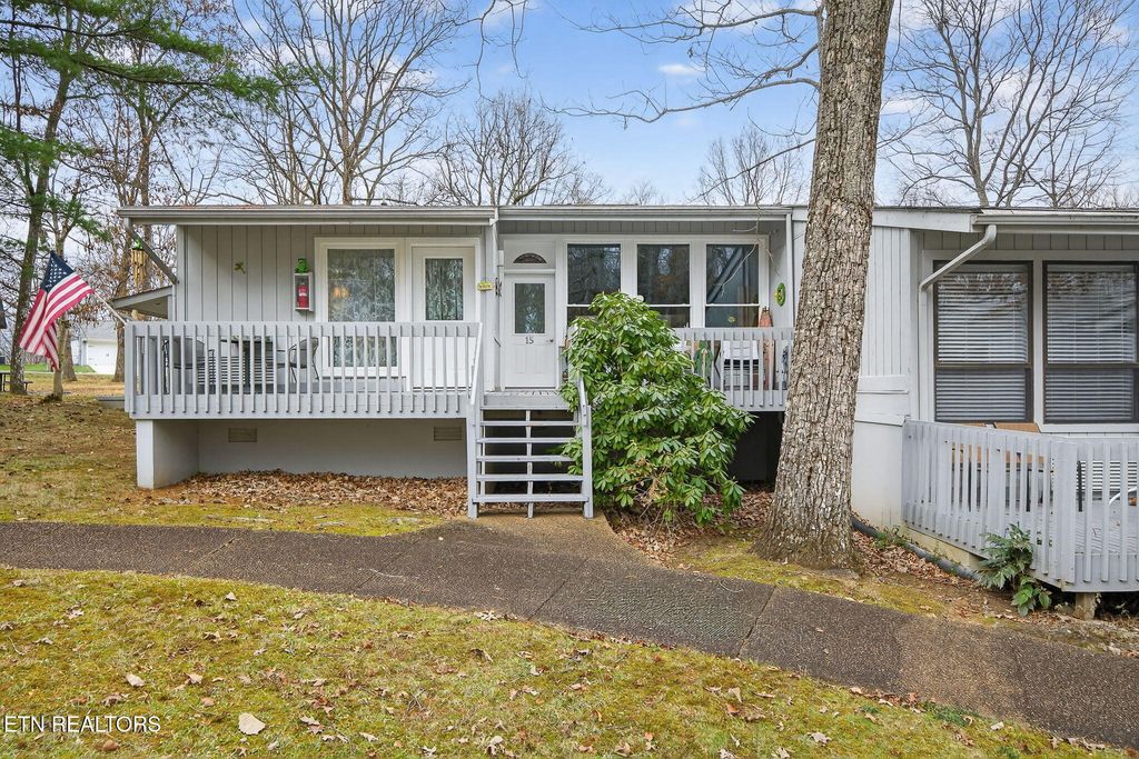 Photo of 15 Eagle Court, Crossville, TN 38558 (MLS # 1325413)