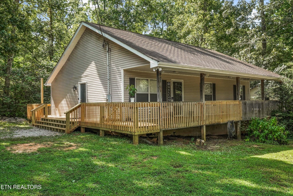 Photo of 783 Haynes Rd, Dandridge, TN 37725 (MLS # 1355733)