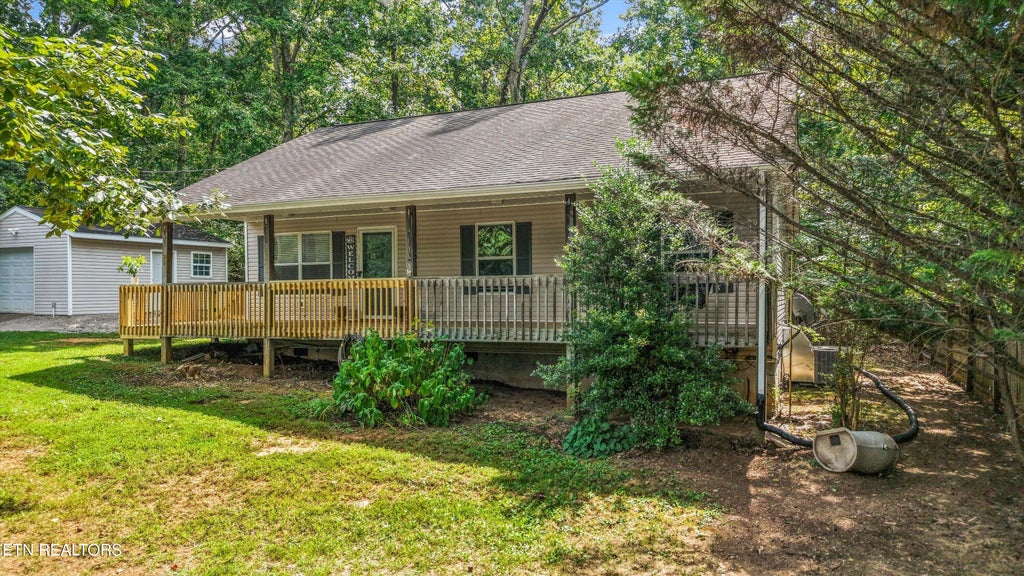 Photo of 783 Haynes Rd, Dandridge, TN 37725 (MLS # 1355733)