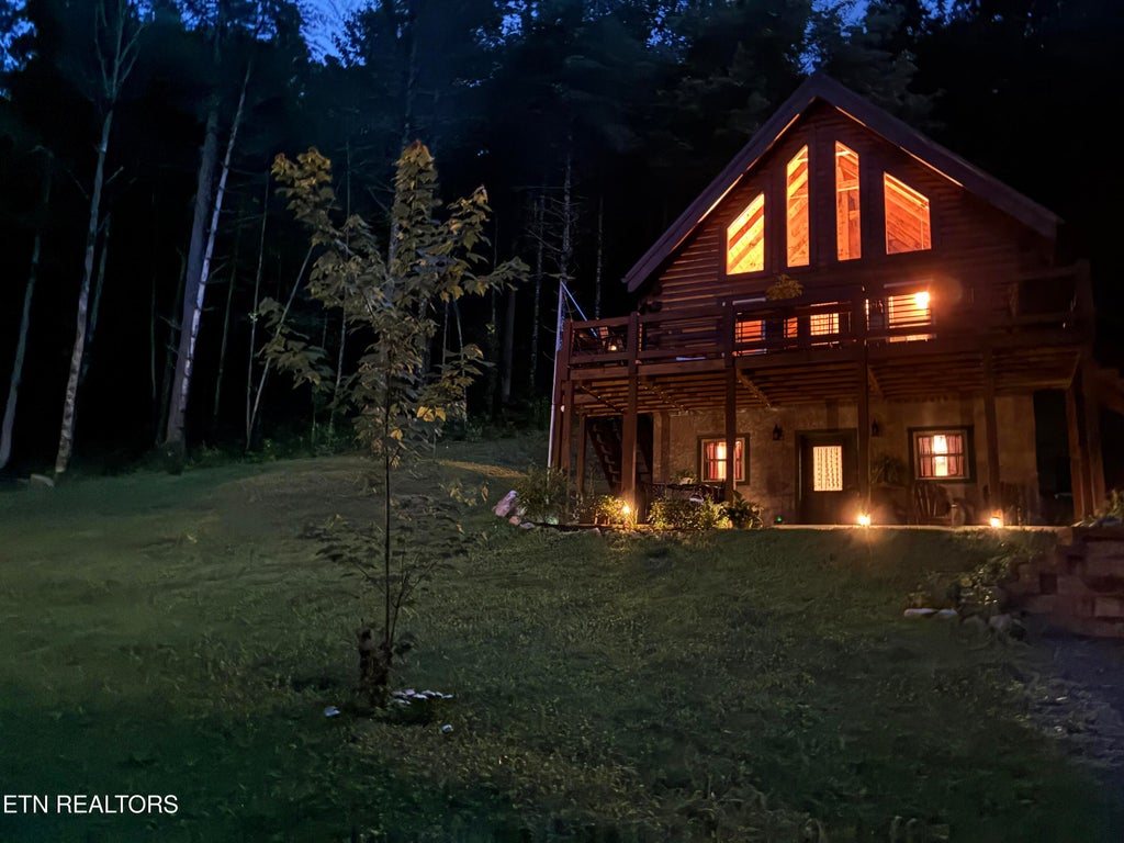 Photo of 3336 Waldens Creek Rd, Sevierville, TN 37862 (MLS # 1347782)