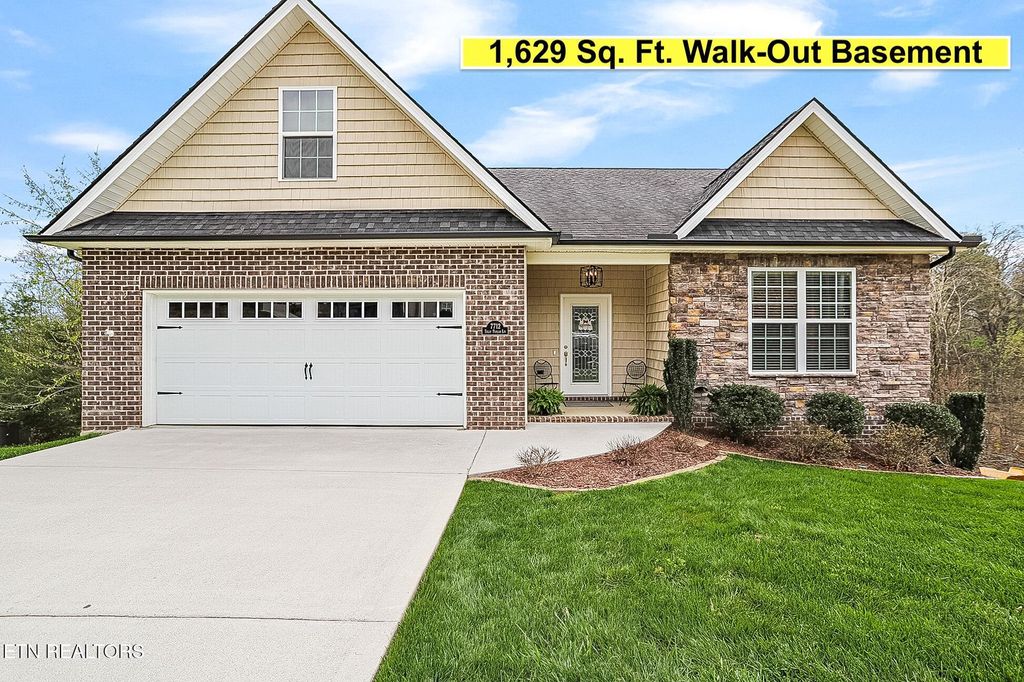 Photo of 7712 Tulip Poplar Lane, Knoxville, TN 37931 (MLS # 1335453)