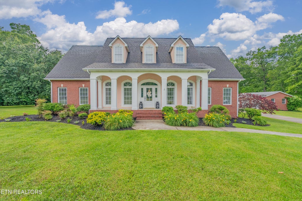 Photo of 255 Cumberland Mtn Drive, Sunbright, TN 37872 (MLS # 1302759)