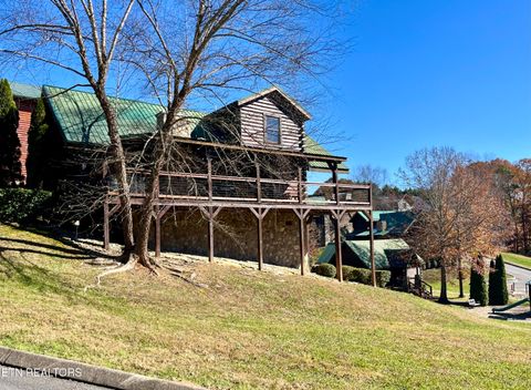 Tiny photo for 1653 Little Cabin Loop, Sevierville, TN 37862 (MLS # 1322996)