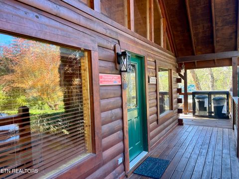 Tiny photo for 1653 Little Cabin Loop, Sevierville, TN 37862 (MLS # 1322996)