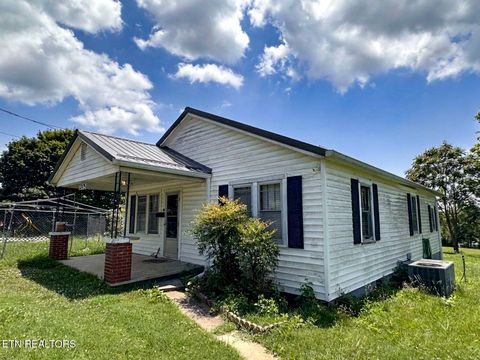 Photo of 2105 Walnut St, White Pine, TN 37890 (MLS # 1349769)