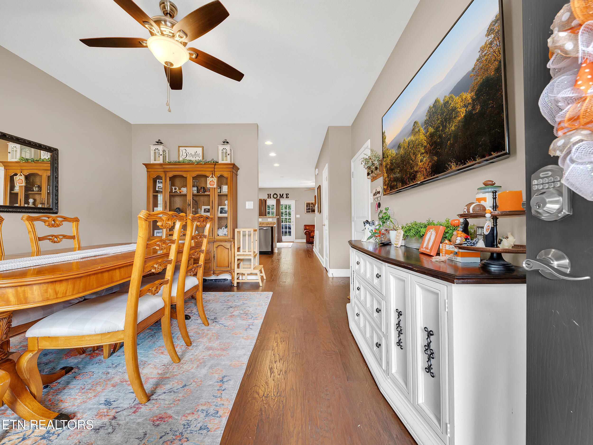 7128 Deer Springs Way